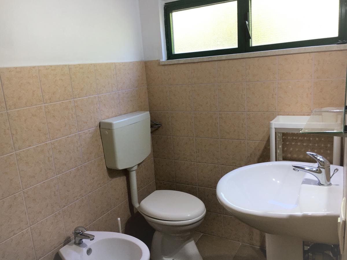 Villa Del Falso Pepe Avola Bagian luar foto
