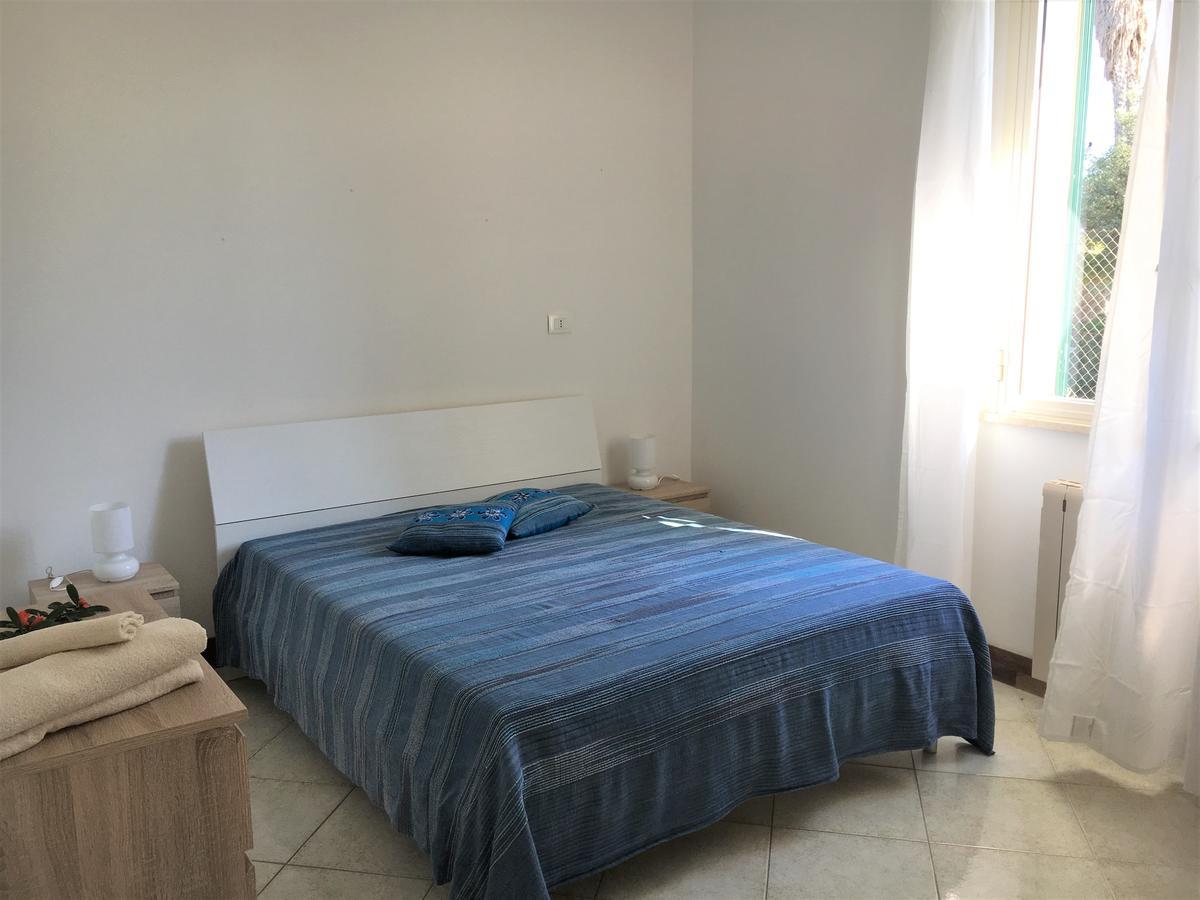 Villa Del Falso Pepe Avola Bagian luar foto